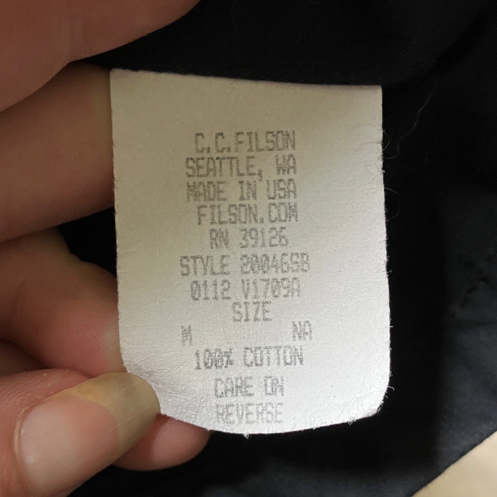 Filson Women's Black Sleeveless Vest - Picture 5 of 5